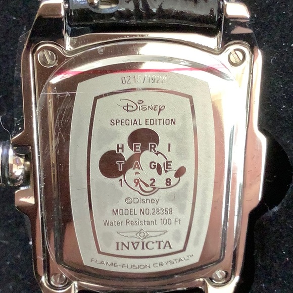 Invicta Disney Mickey Mouse Watch - Picture 4 of 6